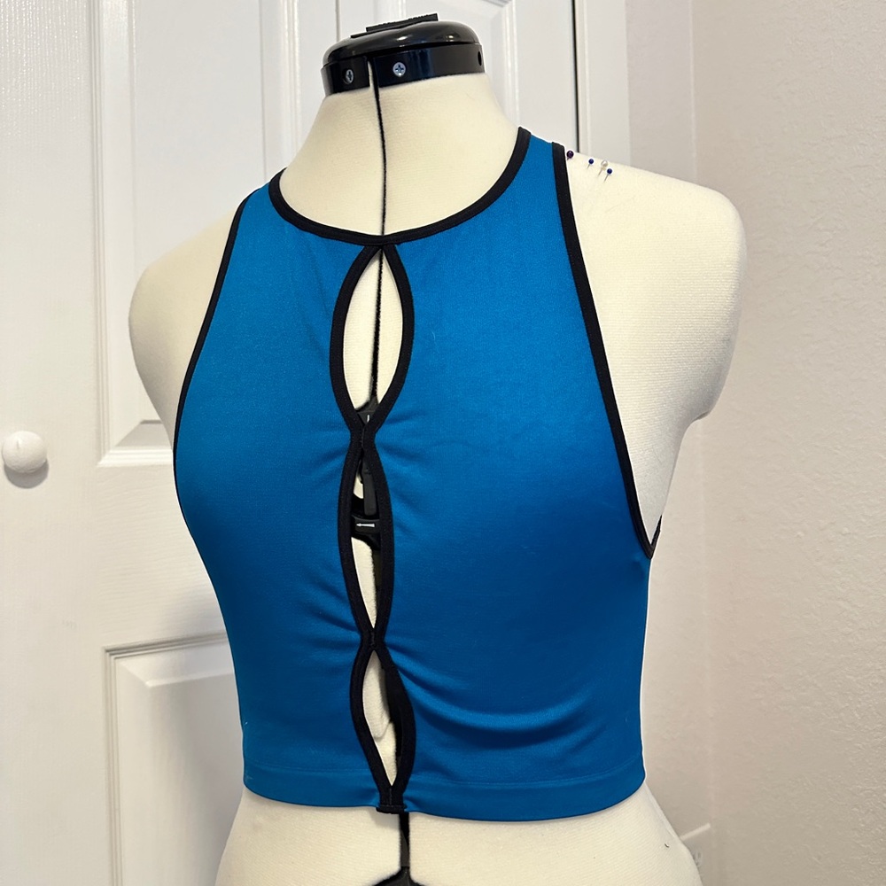 UO Sleeveless Cutout Stretch Tank Crop Top Blue Black XL